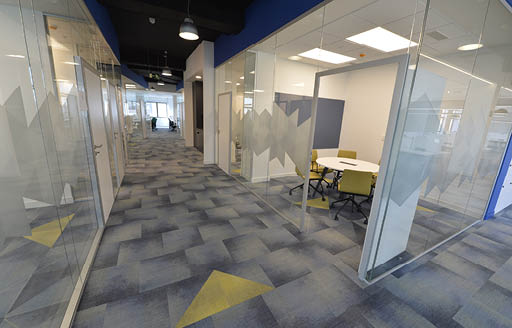 BT office fit out Madrid Spain BAND02 - ISG