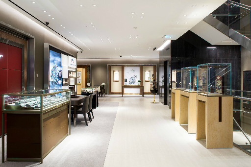 Shop floor with displays and consultation areas at Watches of Switzerland boutique fit out by ISG UK