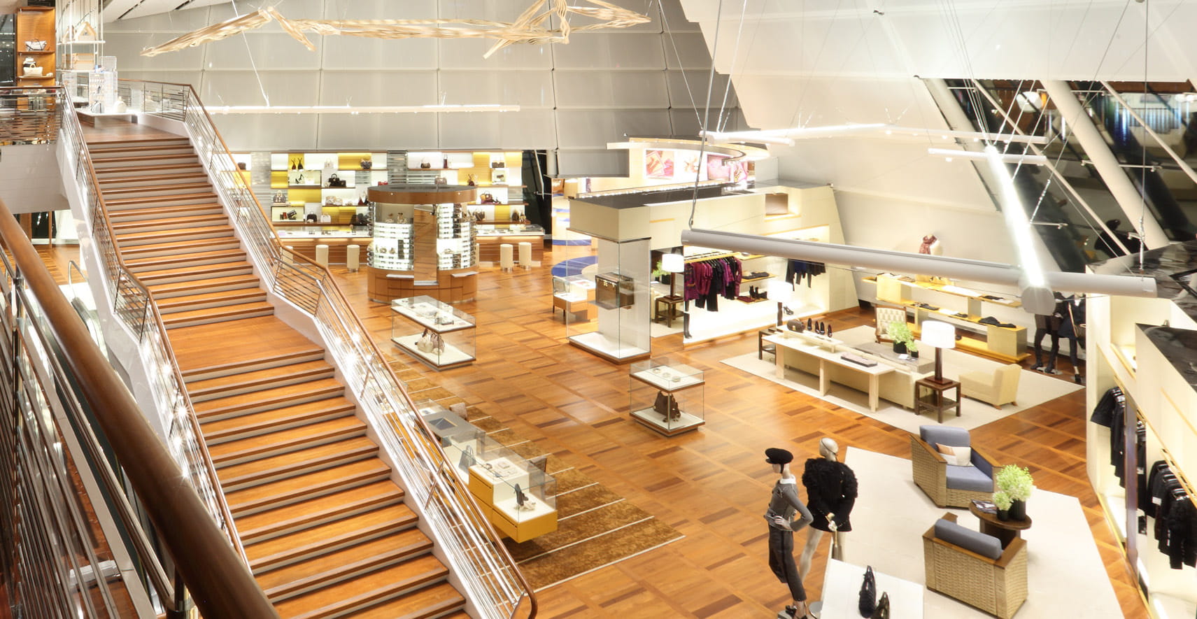 Interior of Louis Vuitton Fashion House in Singapore Editorial Photo   Image of department malletier 176042246